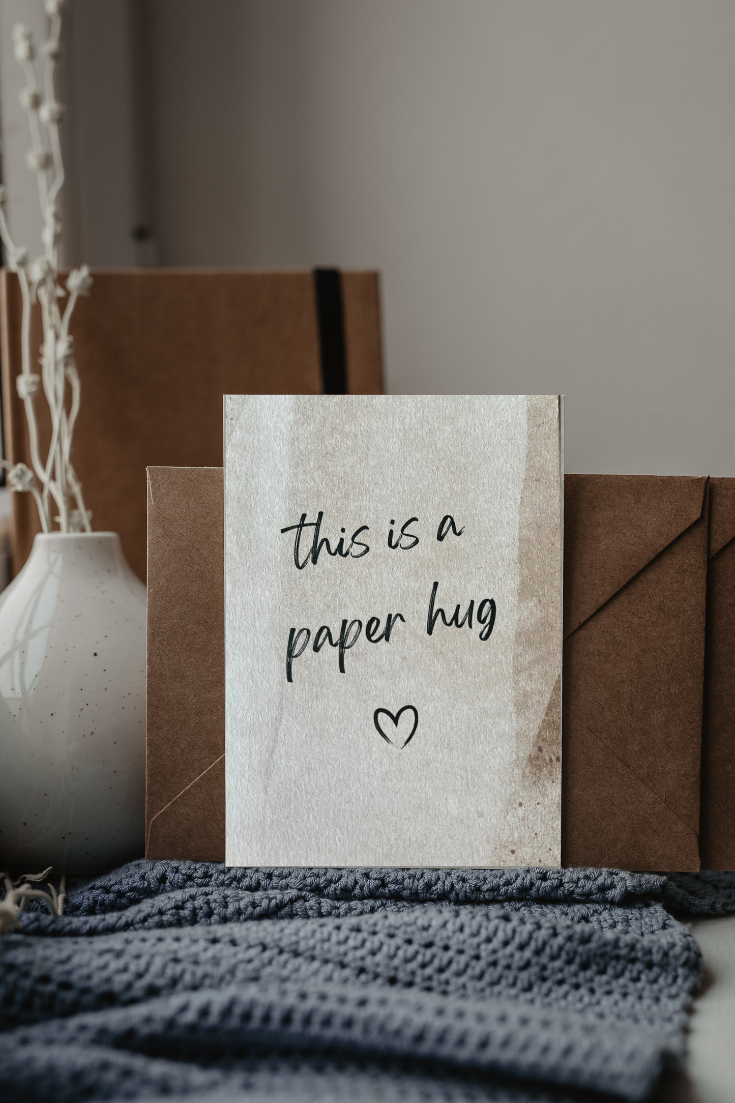 Postkarte | This is a paper hug